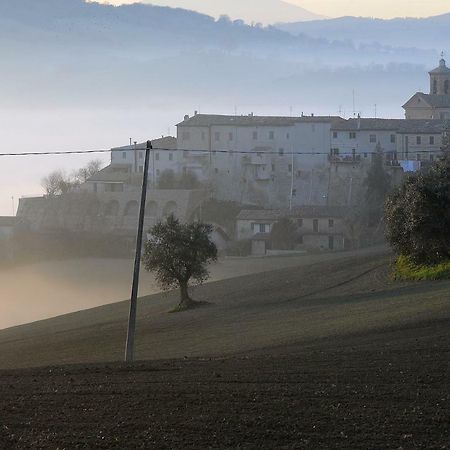 Affittacamere Il Capuccio San Lorenzo in Campo Esterno foto
